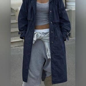 Vintage 80’s navy puffer trench Coat Sz small